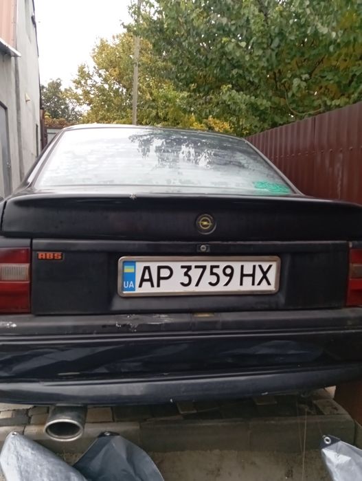 Opel vectra седан -В