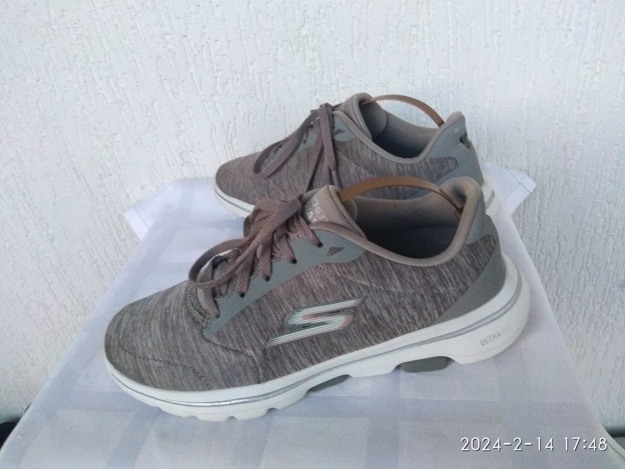 Кроссовки,мокасини текстильние Skechers ultra Go walk р.35.5