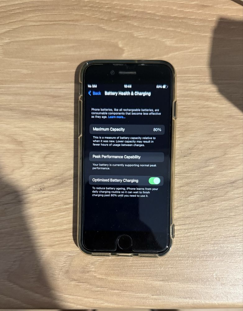 iPhone 8 64 GB – stan idealny, pełny zestaw