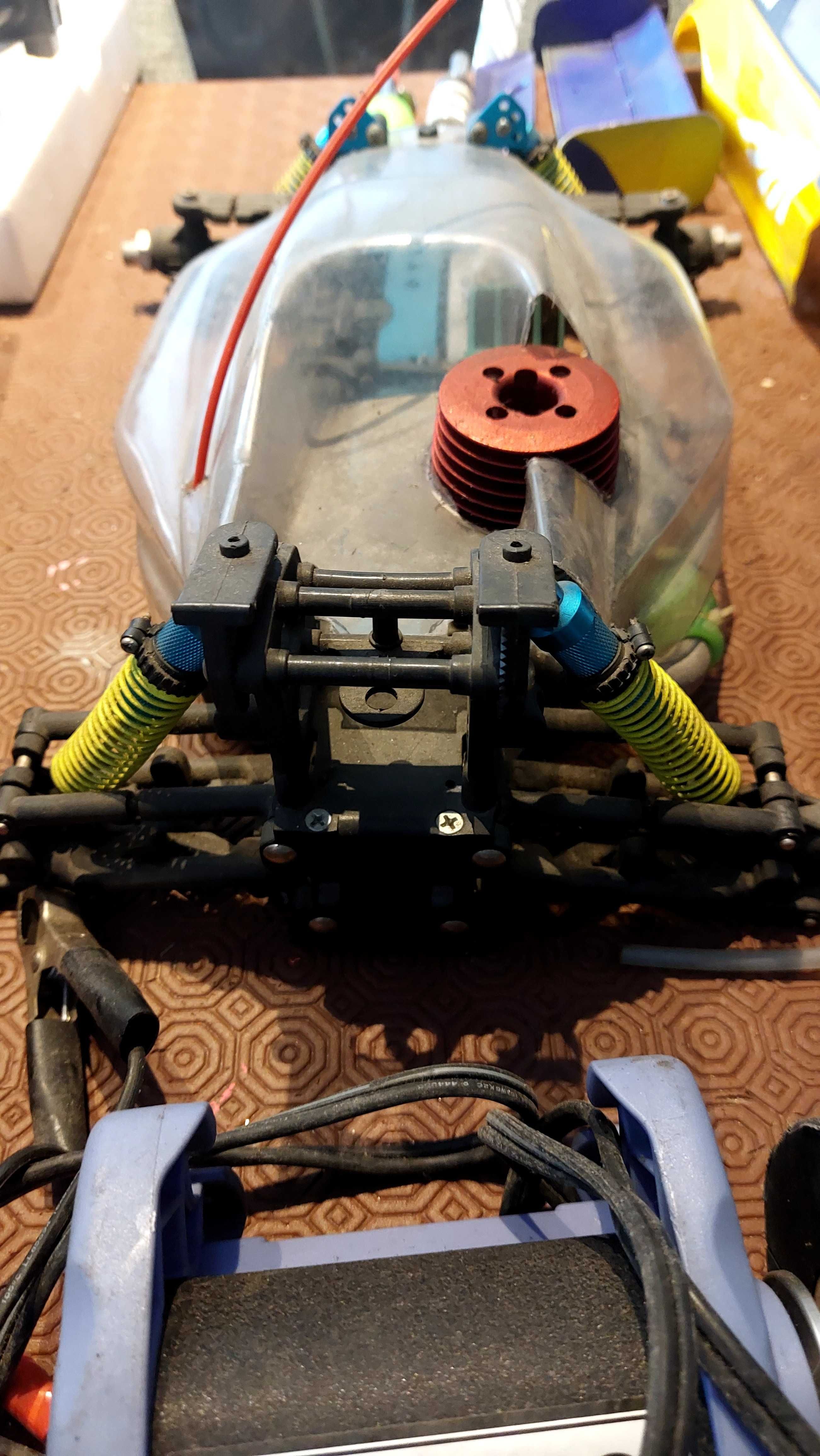 Pack rc 2 comandos futaba megatech + 2 carros +material rc