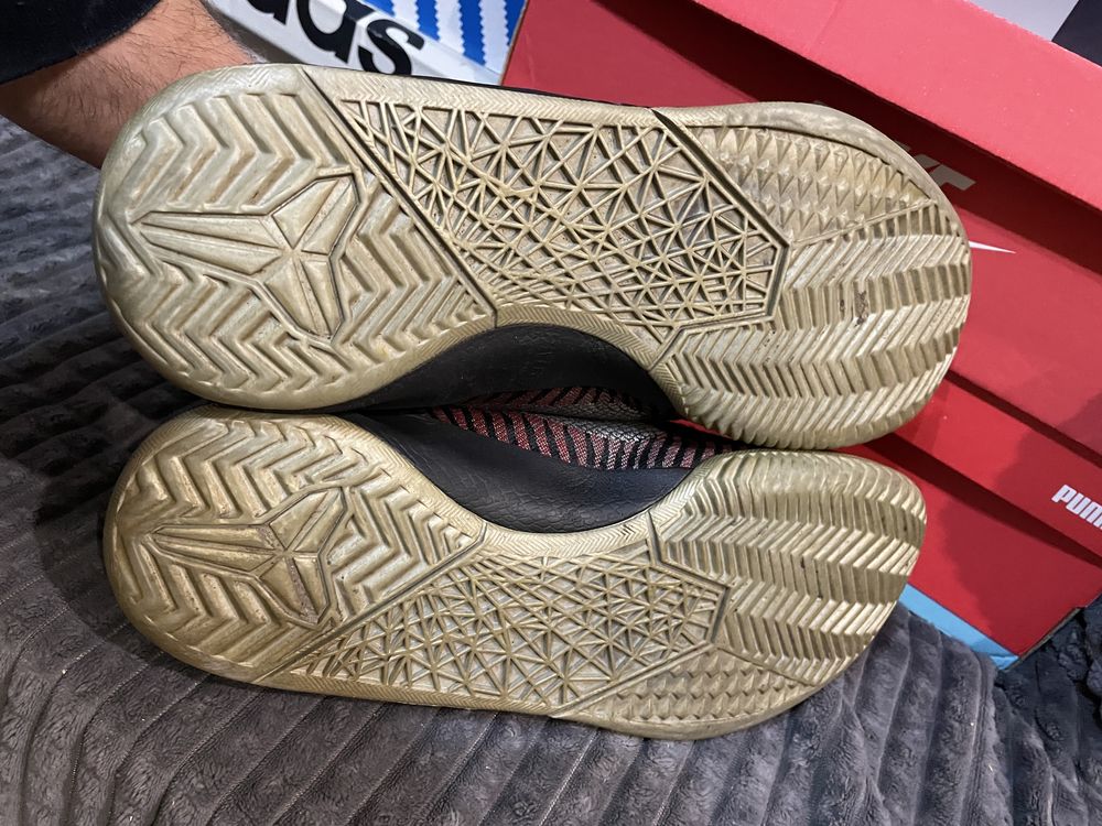 Баскетбольні кросівки Nike Kobe KB Mentality 2 44(28см) оригінал
