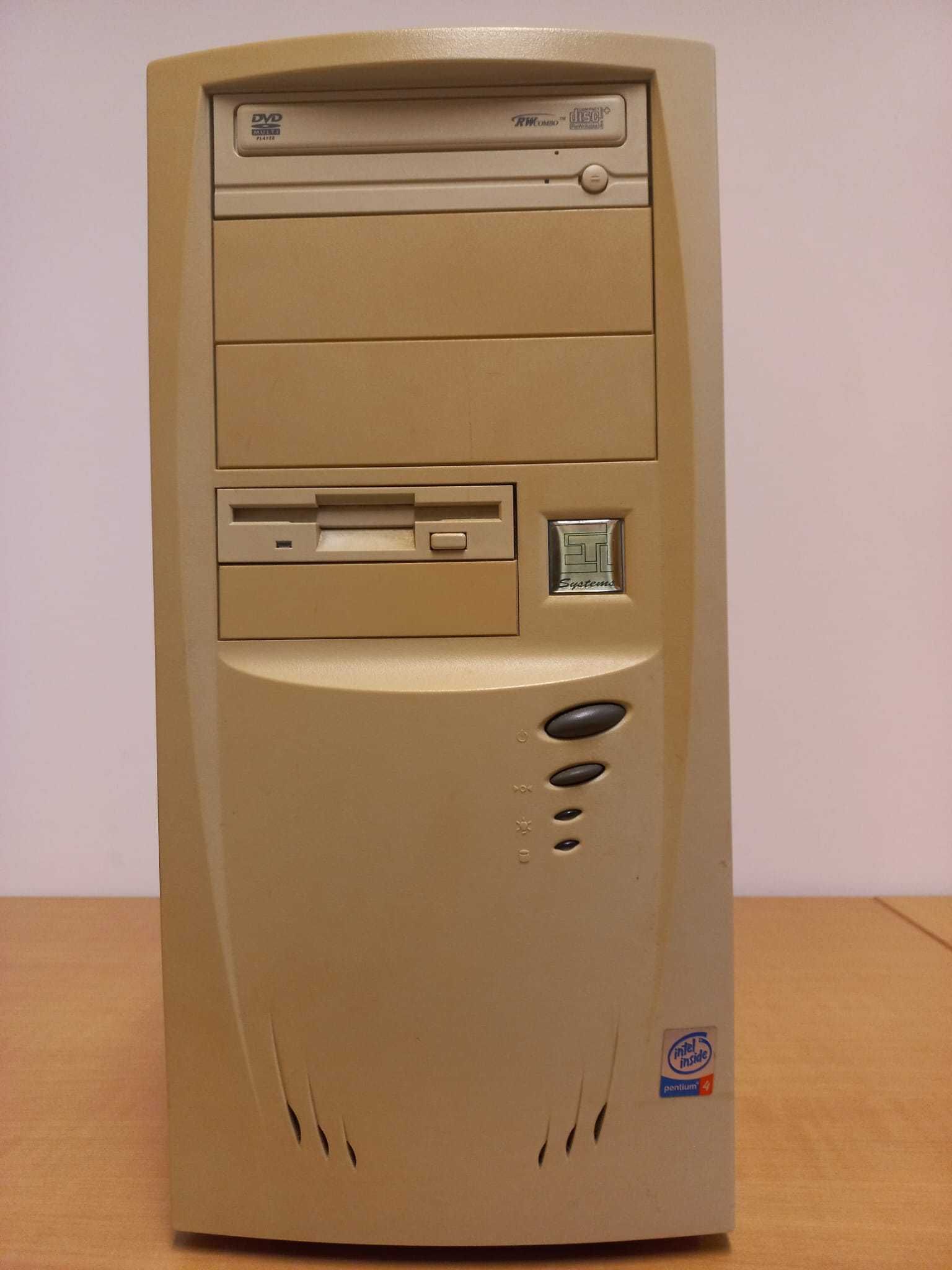 Torre retro de PC Pentium 4