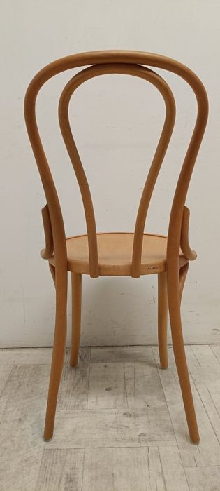 krzesło krzesła  gięty buk model Thonet A-18 do salonu jadalni stołu