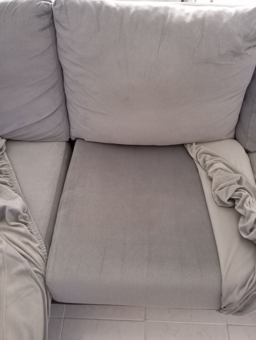 Vendo sofá chaise longue preto e cinza
