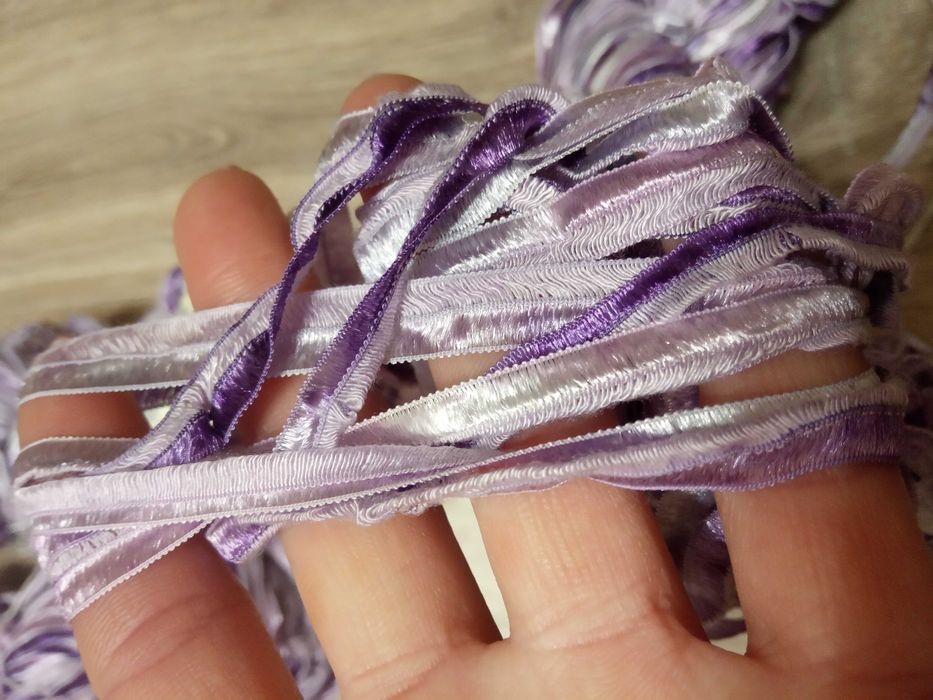 Пряжа смугова (ленточная) 10 клубків, нові