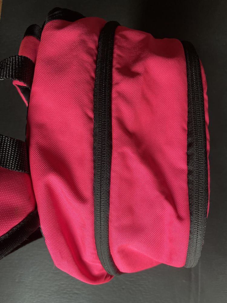 Mochila NIKE (original), nova