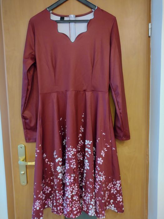 Sukienka midi Care Label rozmiar L