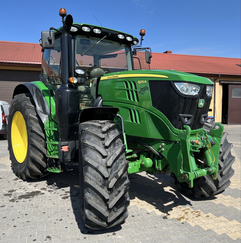 John Deere 6215 R Premium Edition