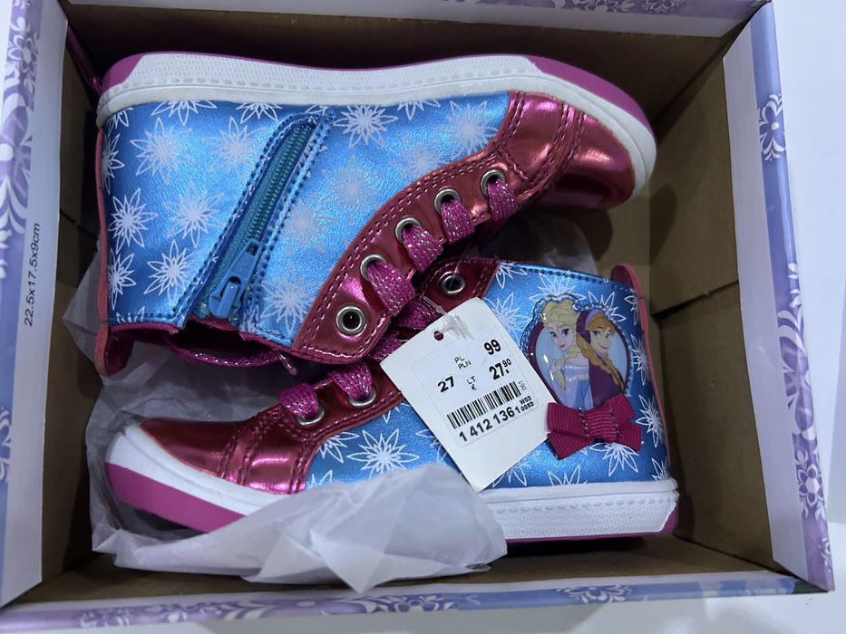 Buty, polbuty dziecięce nowe