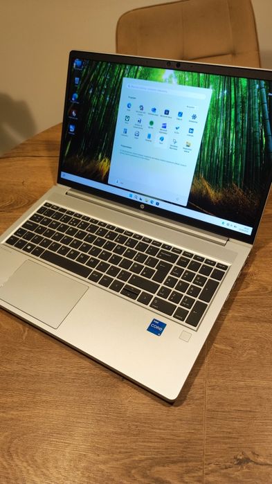 #2421 HP PROBOOK 450 G9 i5-1235U 16GB 512SSD GW12 FV23 NA LATA DO BIUR