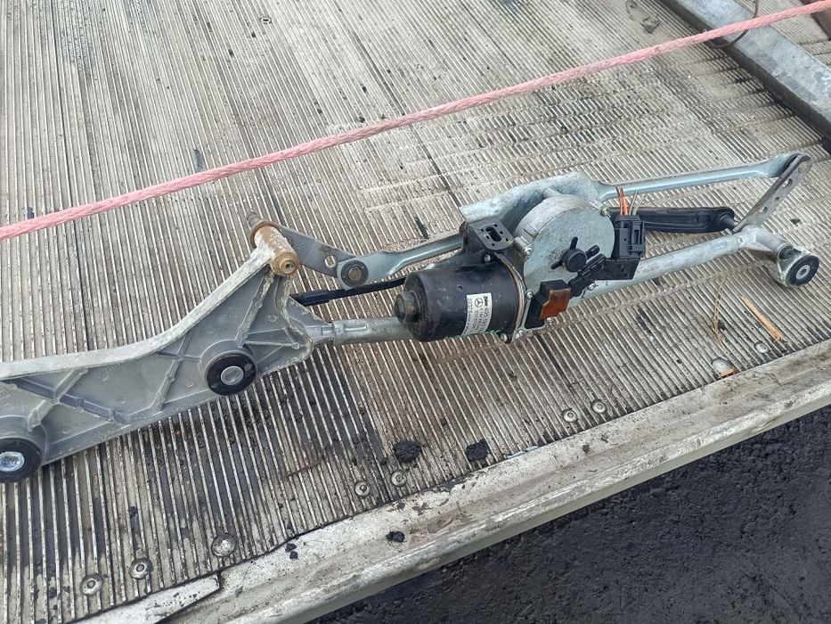 Mechanizm wycieraczek Mercedes ML. W164