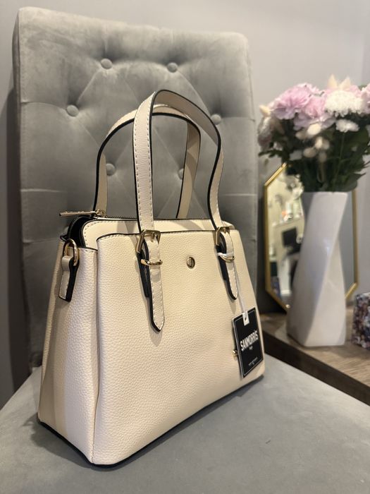 Elegancka biała torebka Sanmorris – prosto z Turcji