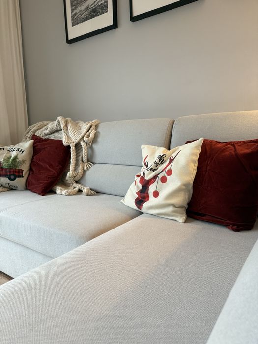 Narożnik z funkcją spania, 2 pojemniki, pufa