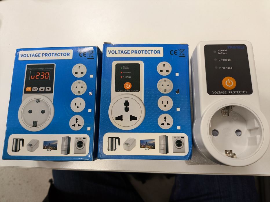 Poзeткa зaxисту від напруги змінного струму 220 B 16А