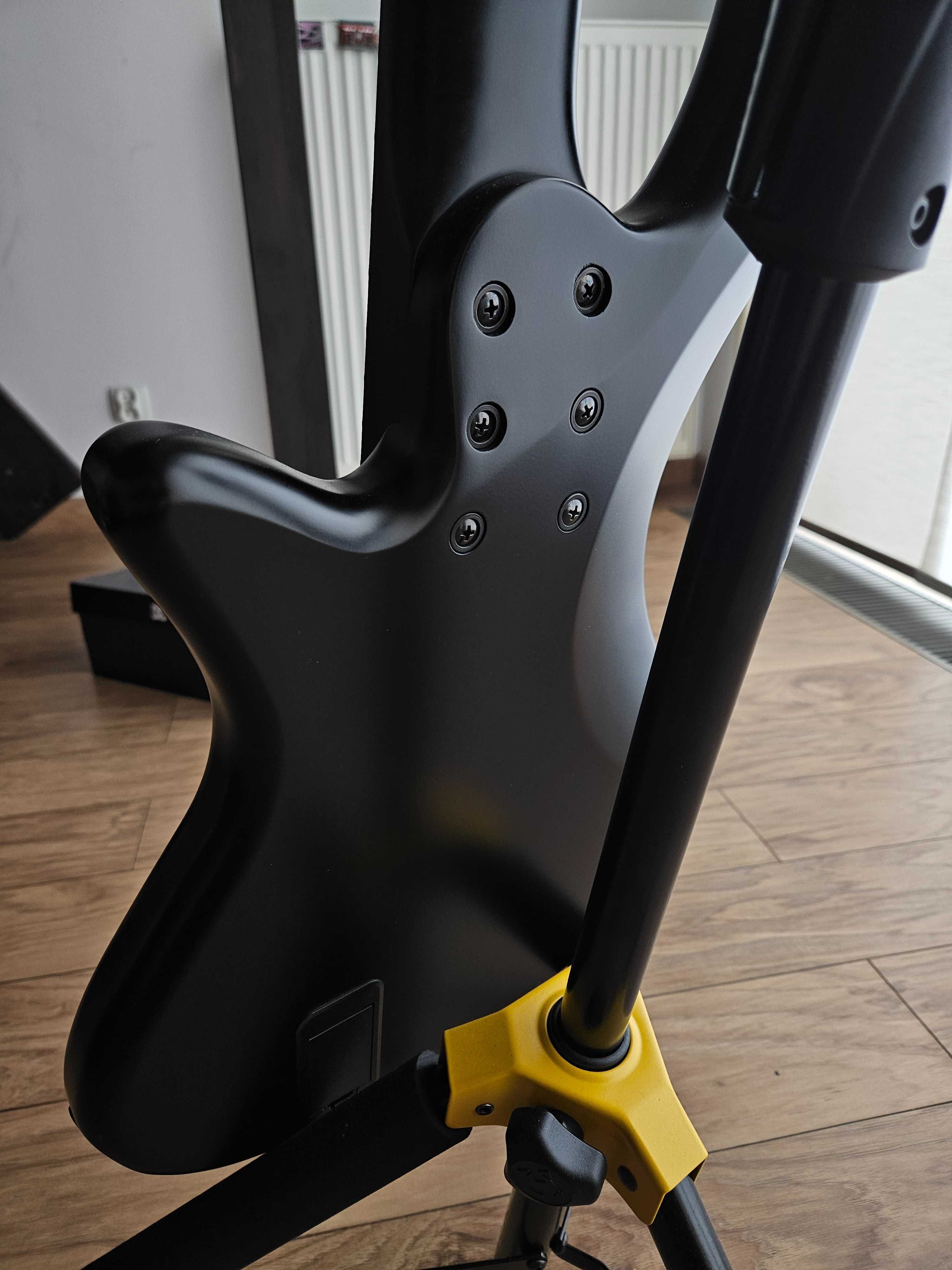 Gitara basowa Schecter Stiletto Stealth-5 Satin Black