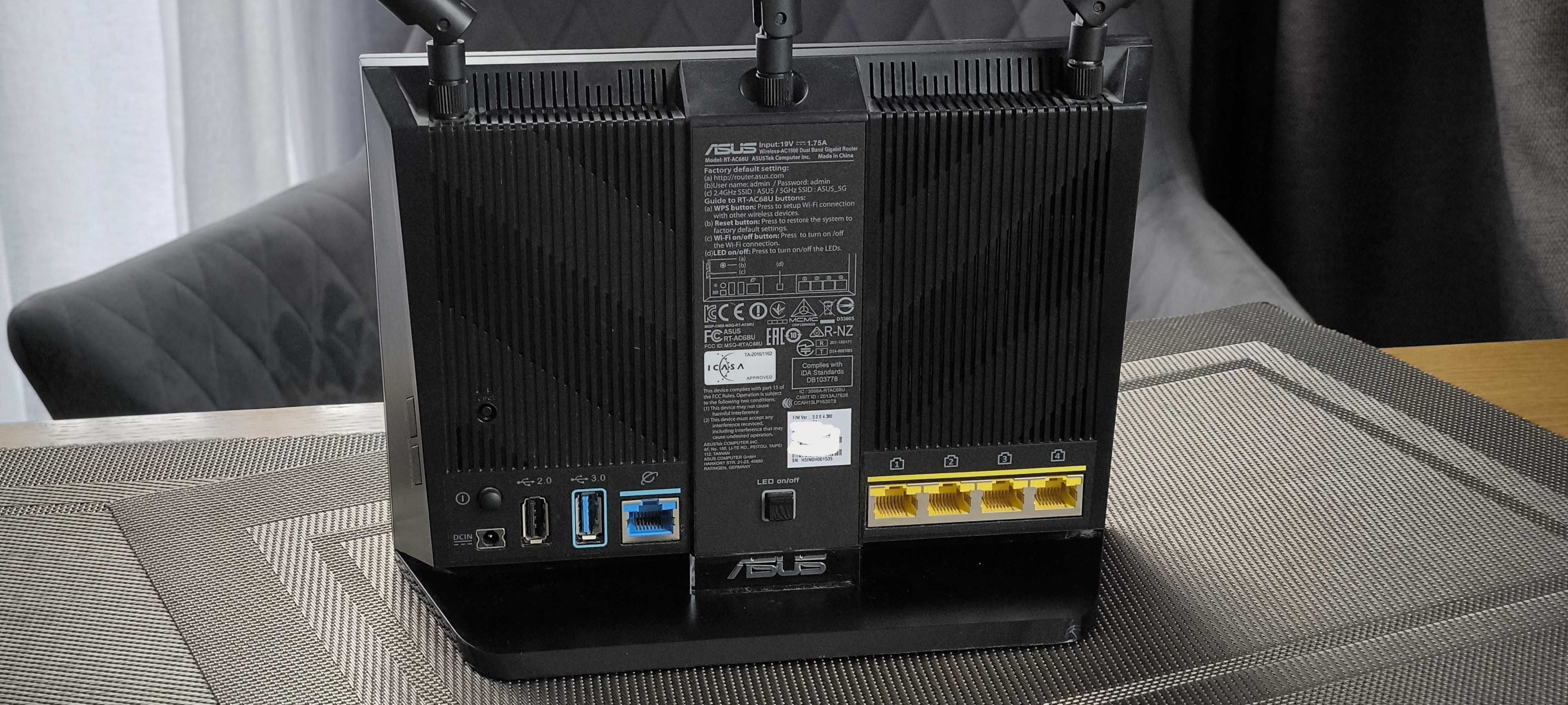 Router Asus RT-AC86U, AC1900, AiMESH,WiFi5, 4x1GB LAN 1GB WAN , 2xUSB