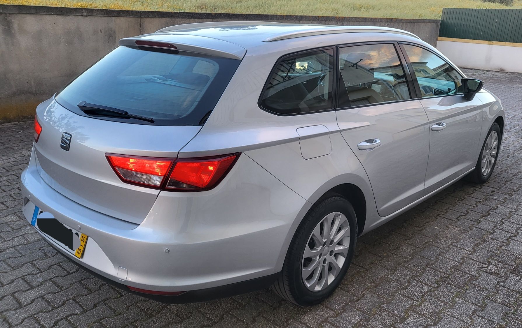 Seat Leon 1.6 tdi Nacional