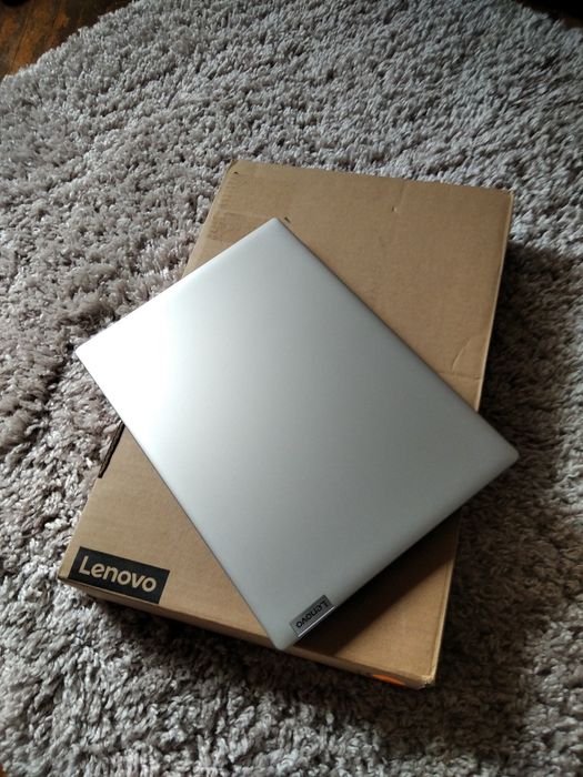 Ноутбук lenovo 2024рік новий/14 дюймів/ssd/full hd ips/батарея 4-8 год