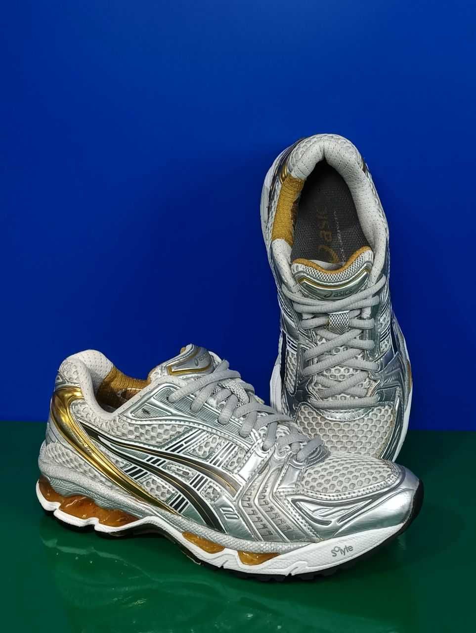 Беговые кроссовки Asics GEL-KAYANO 14 Silver Gold Оригинал