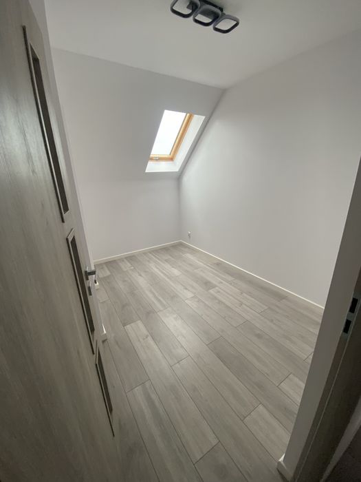 Do wynajęcia nowe mieszkania 50m² z balkonem i parkingiem – Ostrowsko.