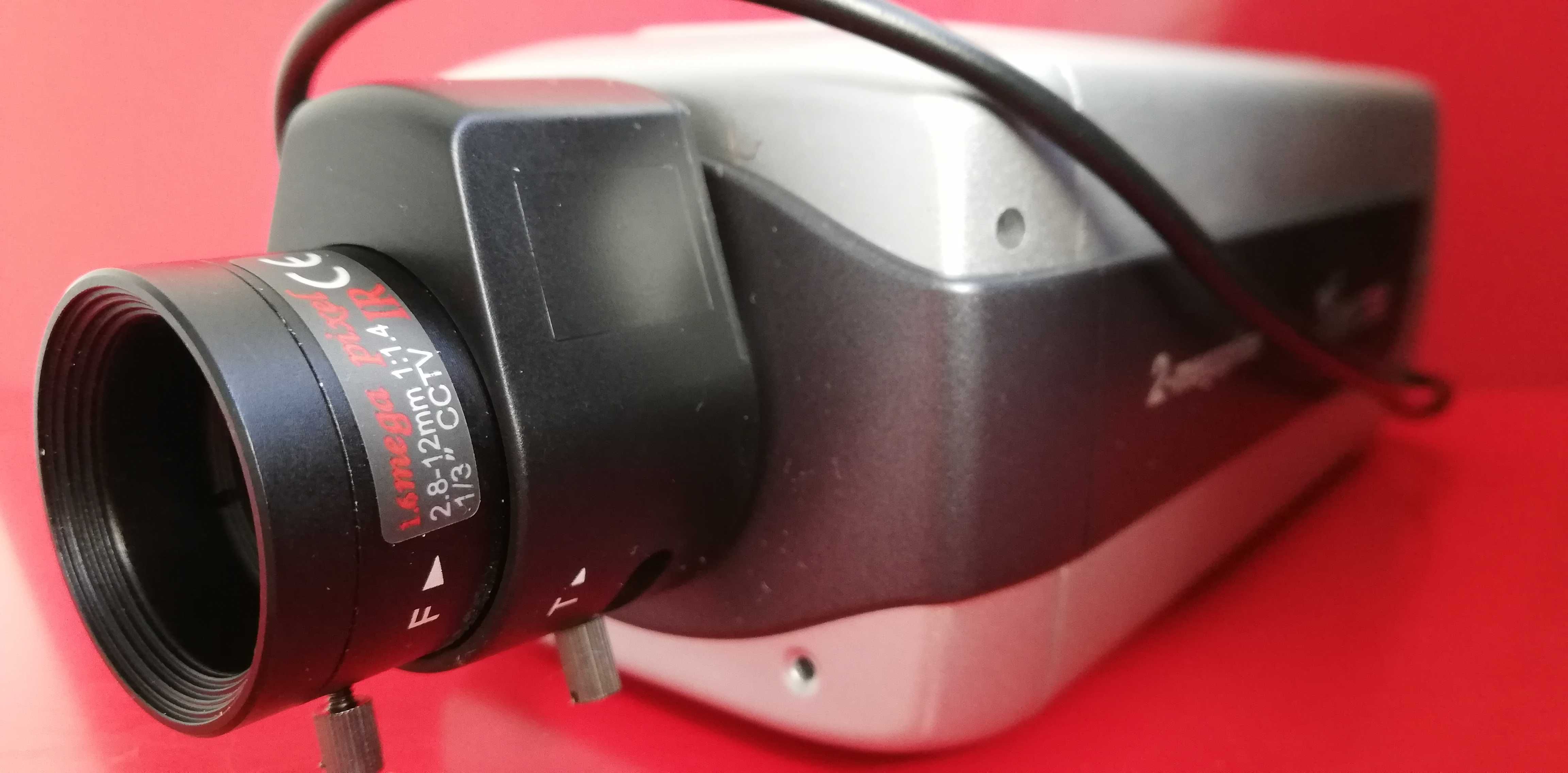 Видеокамера Vivotek IP7160 2Mp вариофокальный объектив 2,8~12 мм 1:1,4