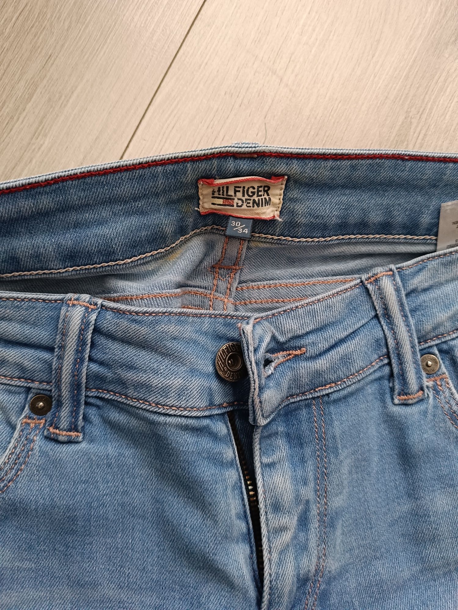 Jeans Tommy Hilfiger rozmiar W 30 L34
