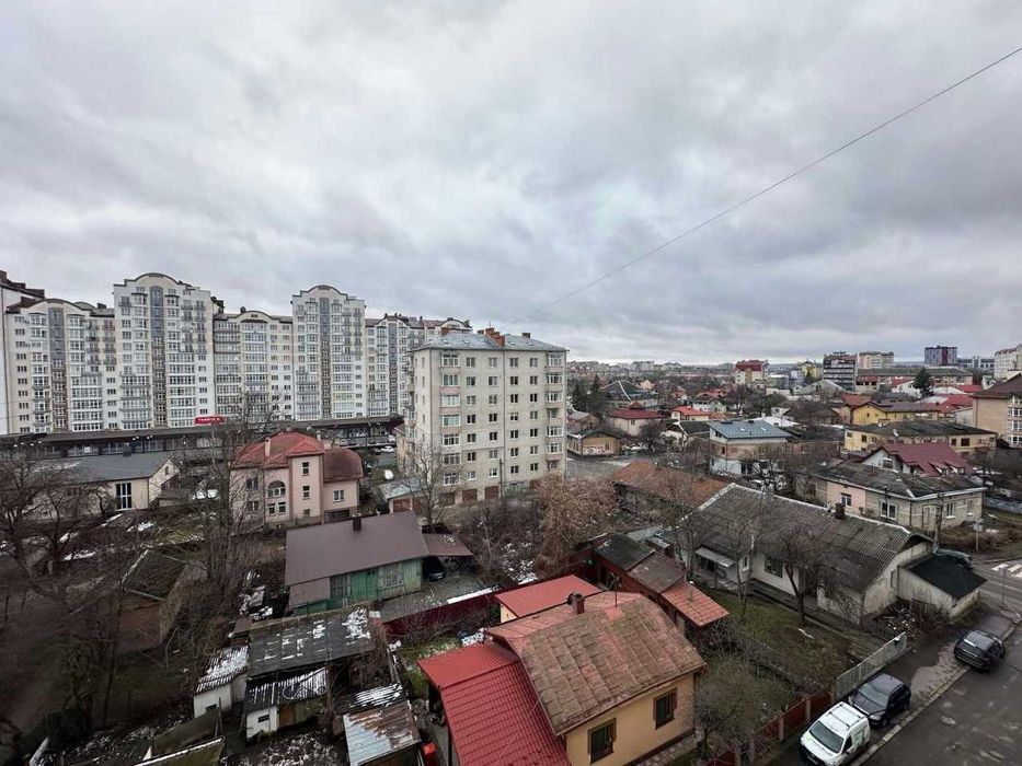 Центр! Здана квартира, 74.5 м2 на 7 поверсі , сирець.