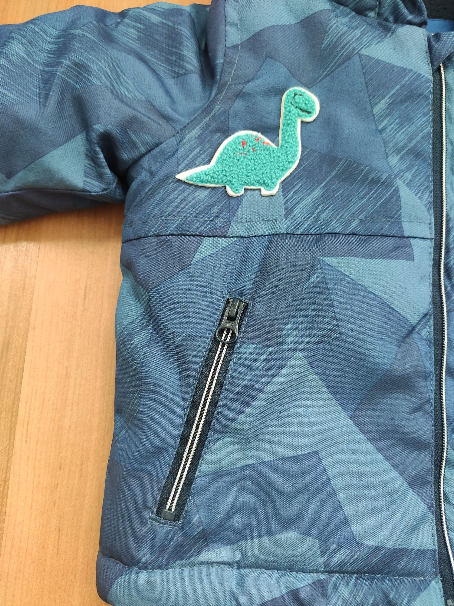 Nowa kurtka zimowa chłopięca z kapturem, dinozaury, Tom Tailor