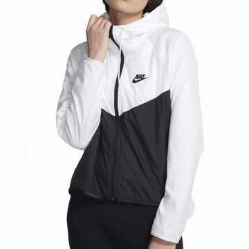 Вітрівка Nike Sportswear Windrunner Zipper Hooded Jacket BV3940-010