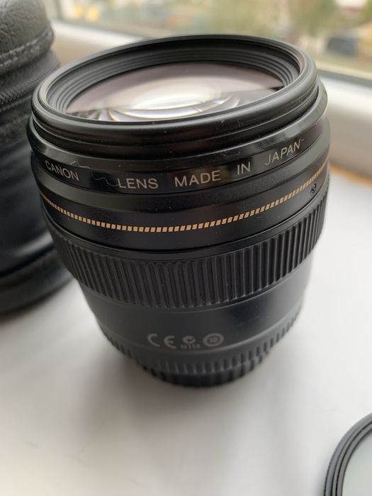 Canon EF 85mm  F1.8 USM