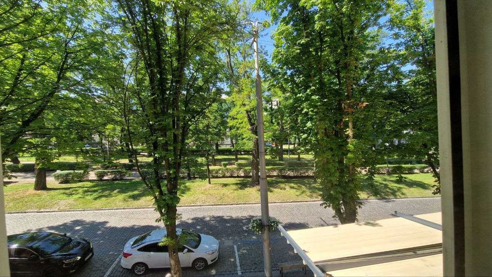 Срочно! Продам  2к Центр, Яворницького30. парк Шевченко