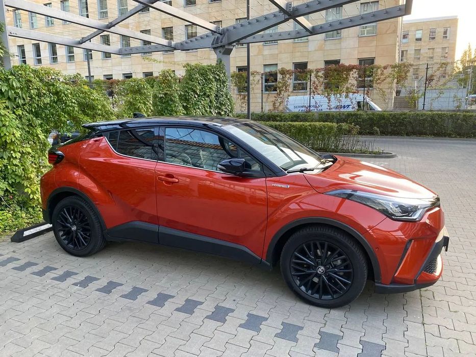 Toyota C-HR Toyota C-HR 2.0 Hybrid 184 KM Selection Orange | Bezwypadkowy | ASO