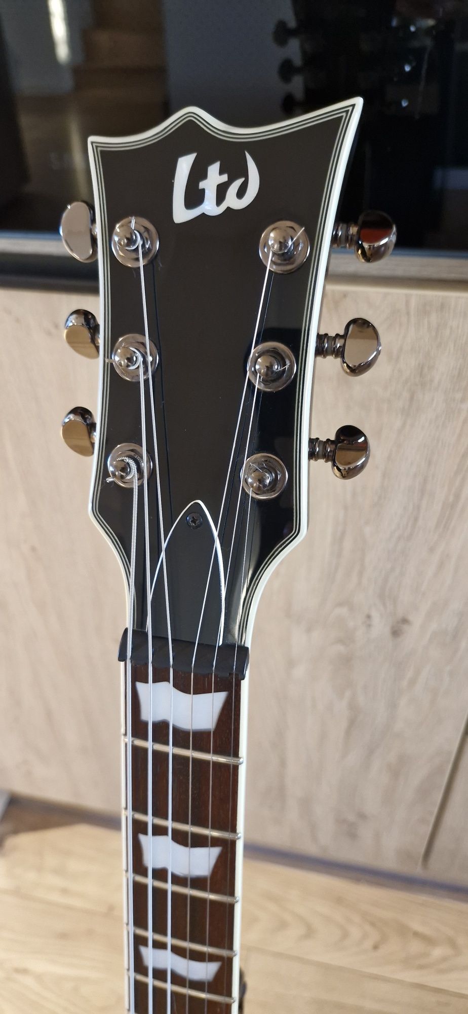 ESP LTD Eclipse EC401 EC-401
