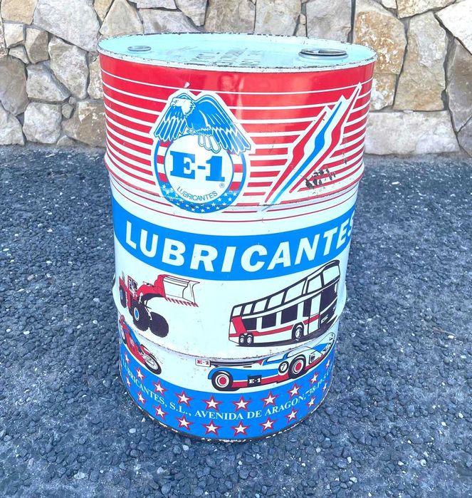 Lata de oleo vazia, para coleção ou assento