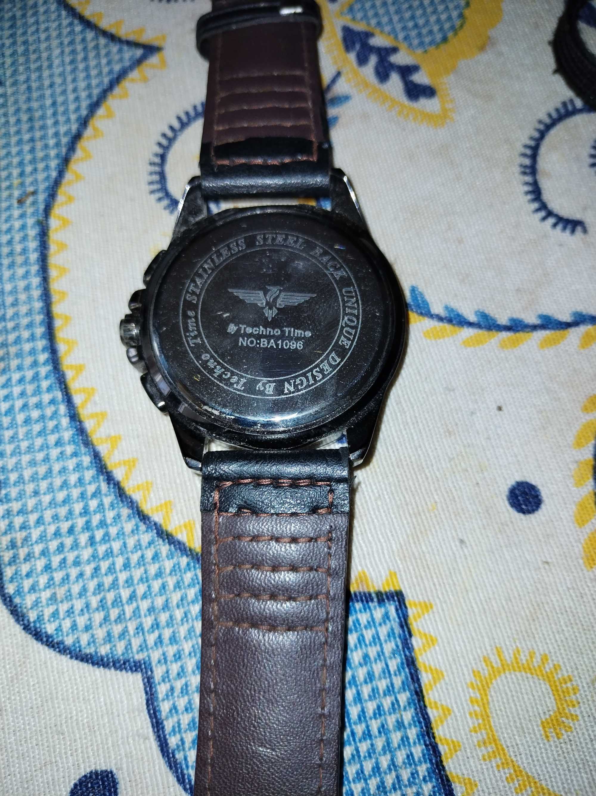 Relógio  novo 18€