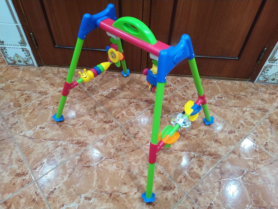 Brinquedo ginásio de atividades para bebé casa quarto apartamento.