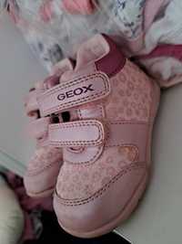 Buty dla dziewczynki Geox