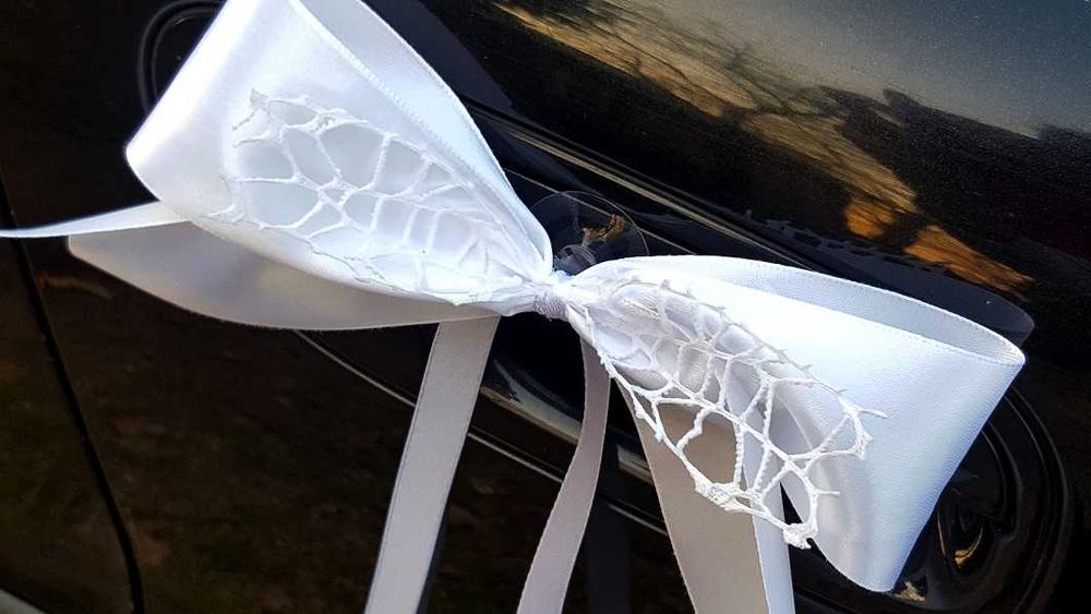 Piękna DEKORACJA SAMOCHODU ślubnego Koronkowa