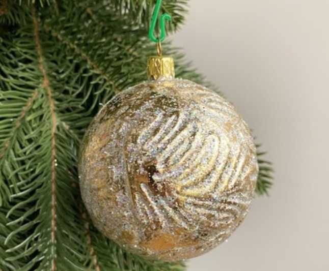 Новорічні іграшки на ялинку, кулі на ялинку, новорічний декор