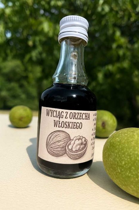 Nalewka z orzecha włoskiego