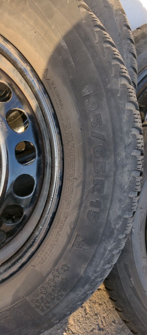 Диски R15 5x112  з зимовою резиною 195/65 R15