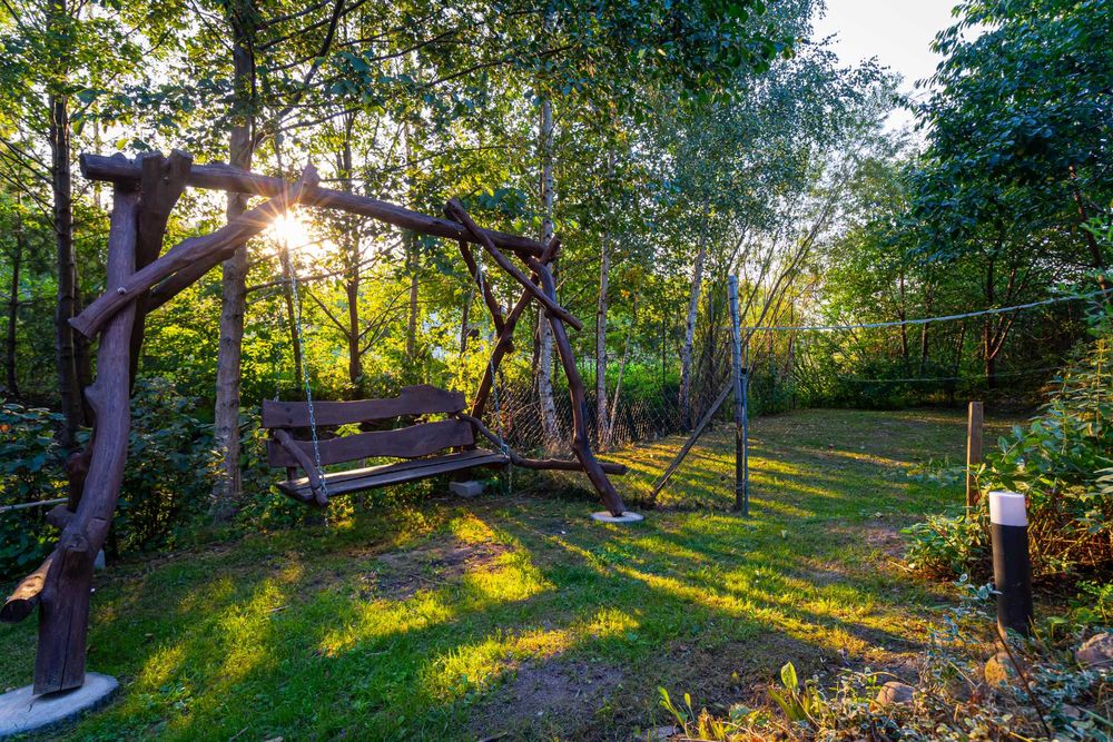 Garden House Nad Jeziorem SZELMENT z Jacuzzi i kominkiem / noclegi