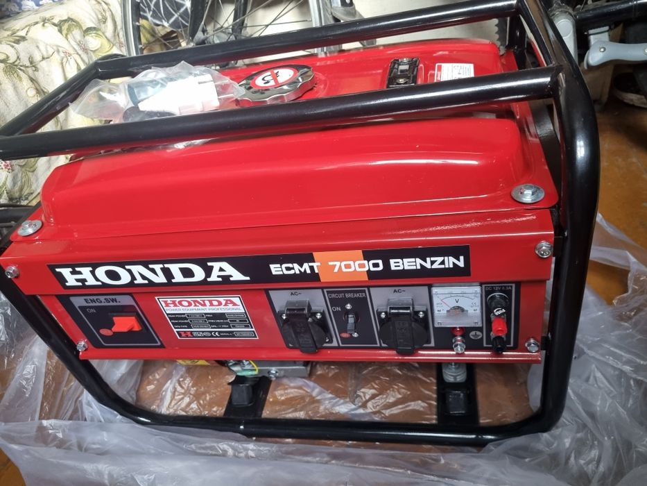 Бензиновий генератор Honda ECMT 7000 | 5.5 кВт • Новий