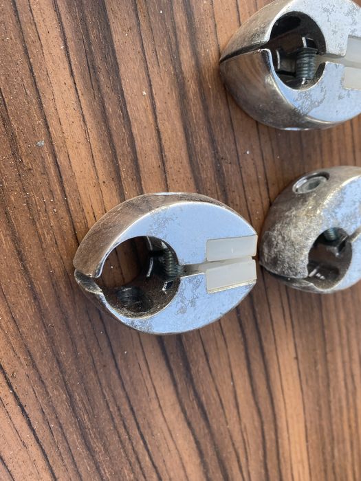 Akcesoria do mocowania rur, barierek, poręczy, regału rurkowego 25 mm