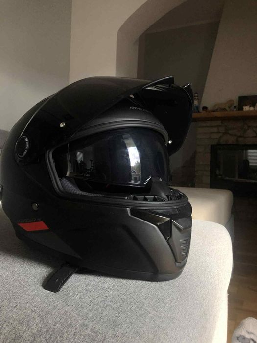 Kask motocyklowy MT Helmets Thunder 4 + Interkom FreedConn T-Max