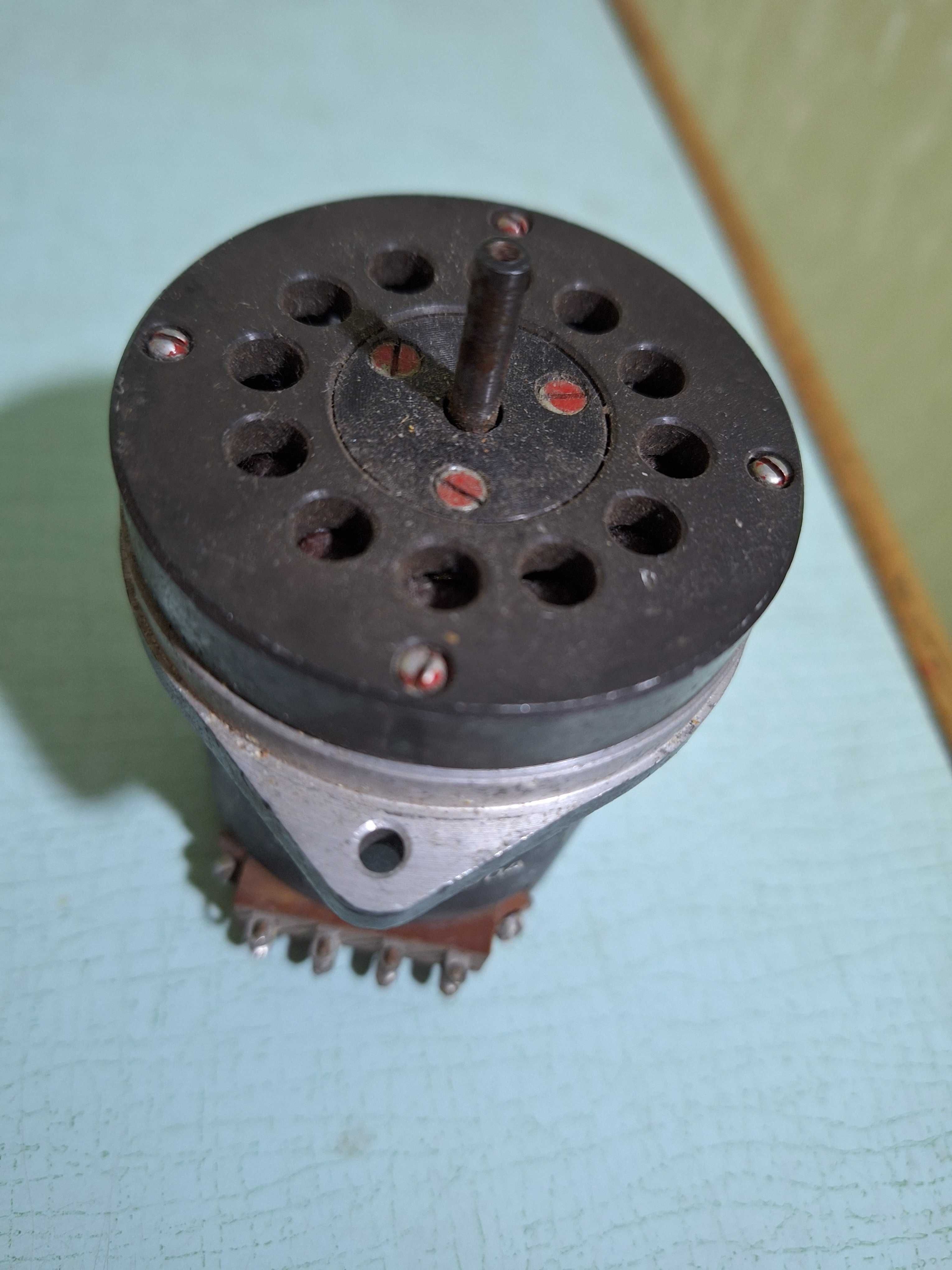 Эл/двигатель МГ-30-400А, МН-250Б, УВ-052В, тип 875, ДСД2-П1