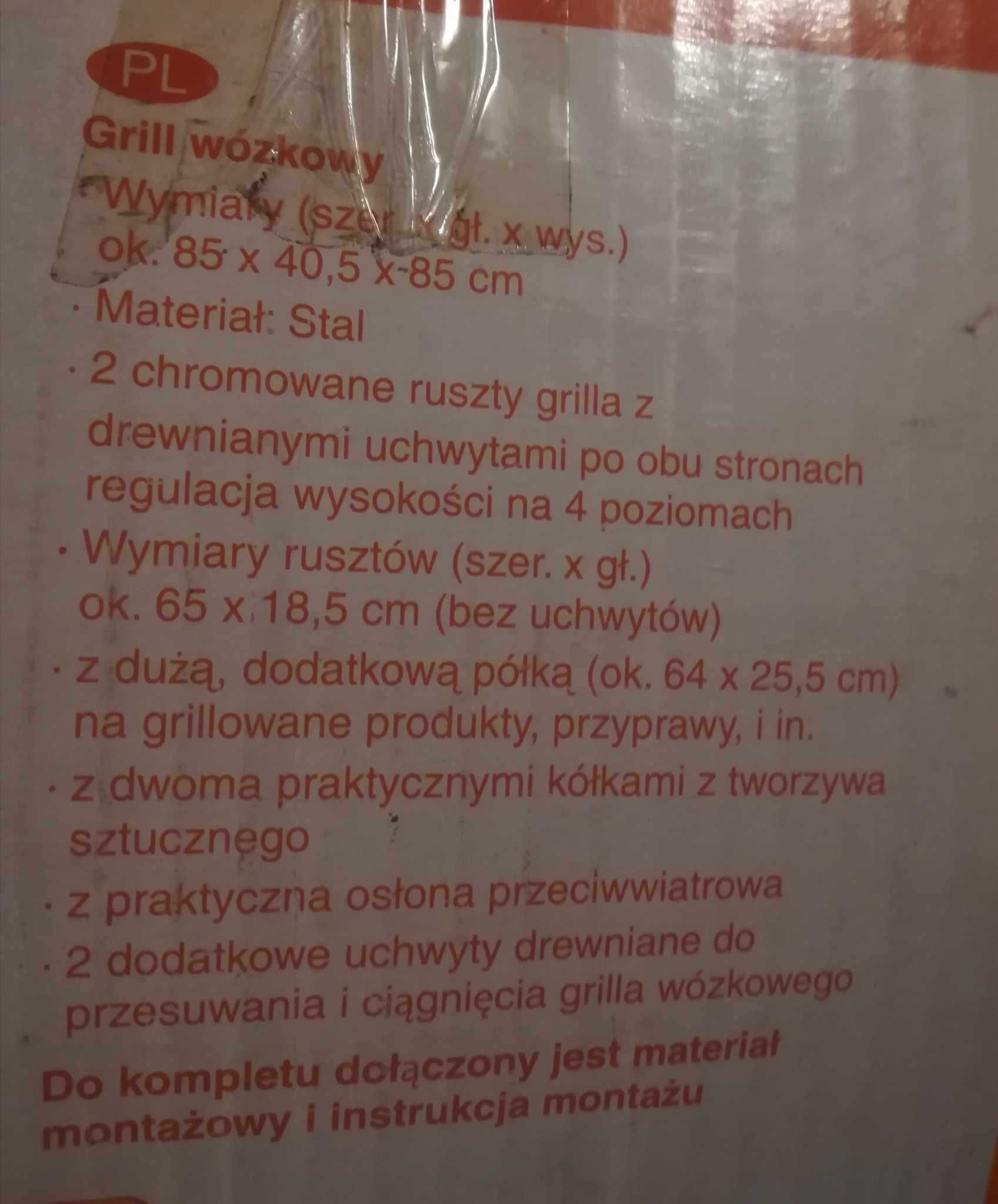 Grill wózkowy stalowy z drewnianymi uchwytami