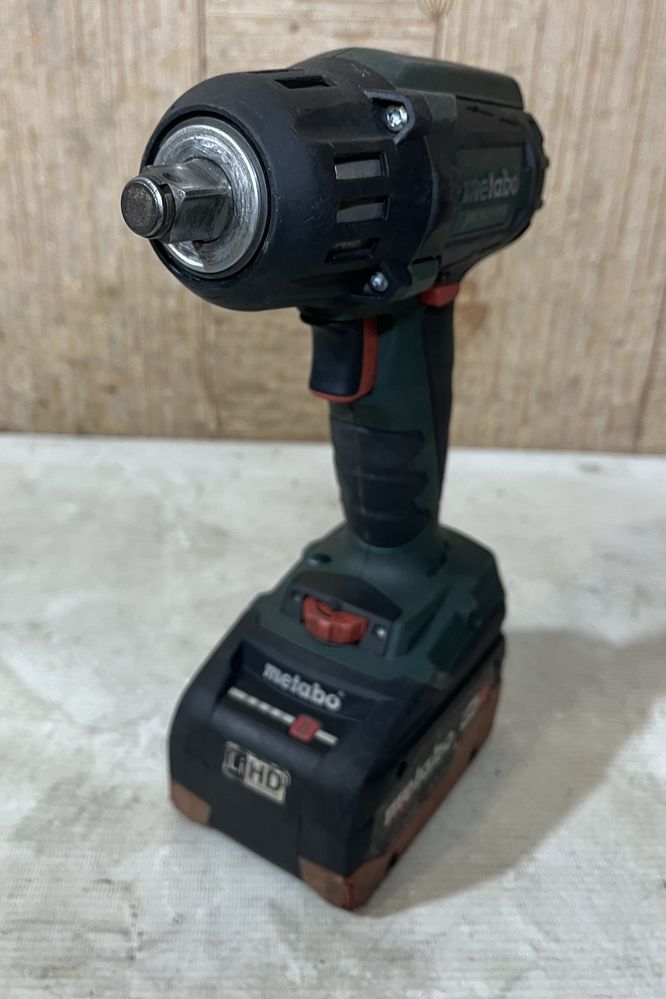 Гайковерт → Metabo SSW 18 LTX 400 BL + АКБ на 5.5 Ah та ASC 55 !