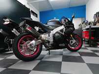 Aprilia RSV4 RR 2015