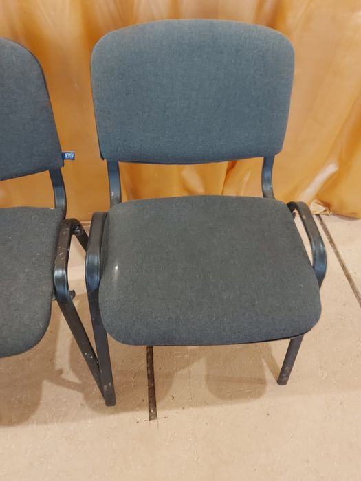 Стільці фісні б/у